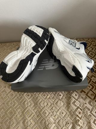 Zapatillas New Balance 530 Blancas y Azul