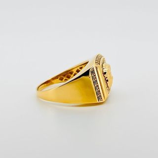 SELLO CUADRADO MEDUSA, Oro 18k.