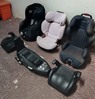 LOTE 3 SILLAS COCHE BEBÉ + BASE ISOFIX + ALZADORES