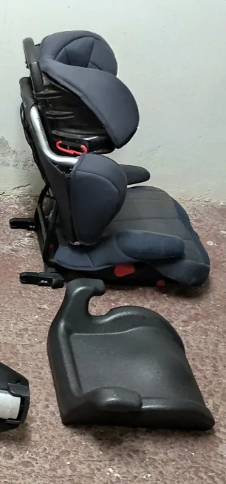 LOTE 2 SILLAS COCHE BEBÉ + BASE ISOFIX + ALZADORES