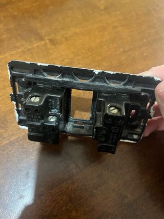 Lotto mascherine BTICINO + interruttori e prese