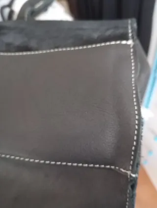 Borsa pelle e pelo nera a spalla con tracolla !