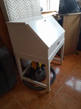 Escritorio blanco tapa abatible, vendo por no usar