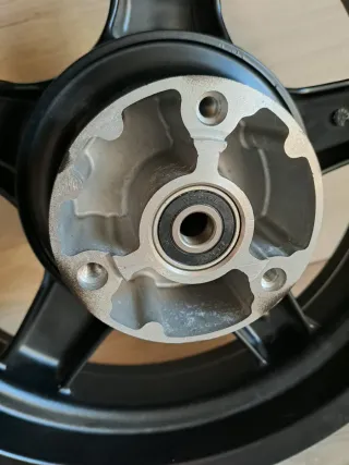 Llanta Delantera Derbi Atlantis 50