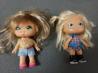 Muñecas barriguitas de Famosa.