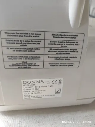 Máquina de coser overlock DONNA 844