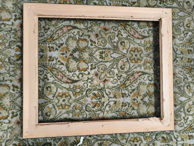 Cornice decorativa in legno nero