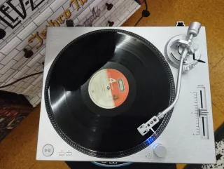 Tocadiscos record player 405