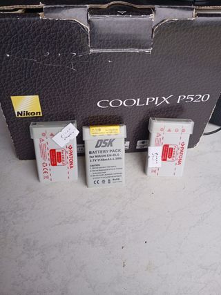 Cámara Nikon COOLPIX P520 + Baterías