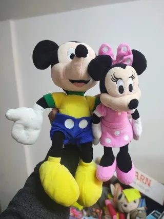 Pelúcia Mickey e Minnie Disney originais