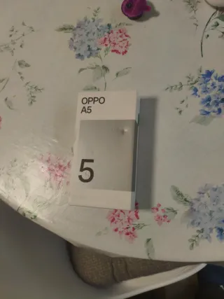 Oppo A5 Nero e Bianco