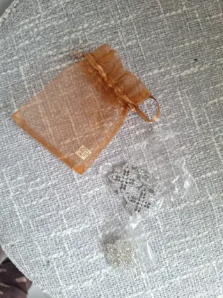 Nuevos Pendientes y Broche