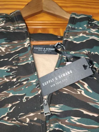 Chaqueta Supply & Demand Talla M Camuflaje