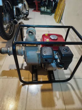 Motobomba Honda WB30XT