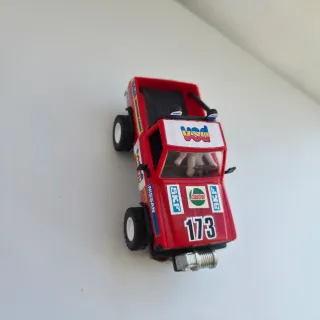 Nissan Patrol 173 Rojo STS Scalextric