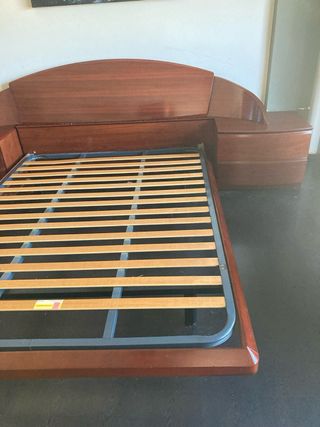 Conjunto Cama de 135 cabecero y dos mesillas