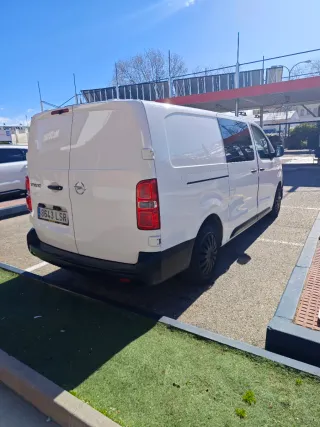 Opel Vivaro 2021