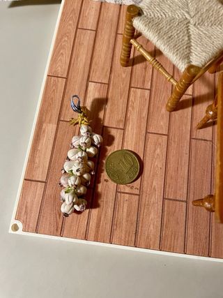 Treccia aglio per casa bambole
