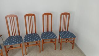 Mesa y 5 Sillas Comedor Madera