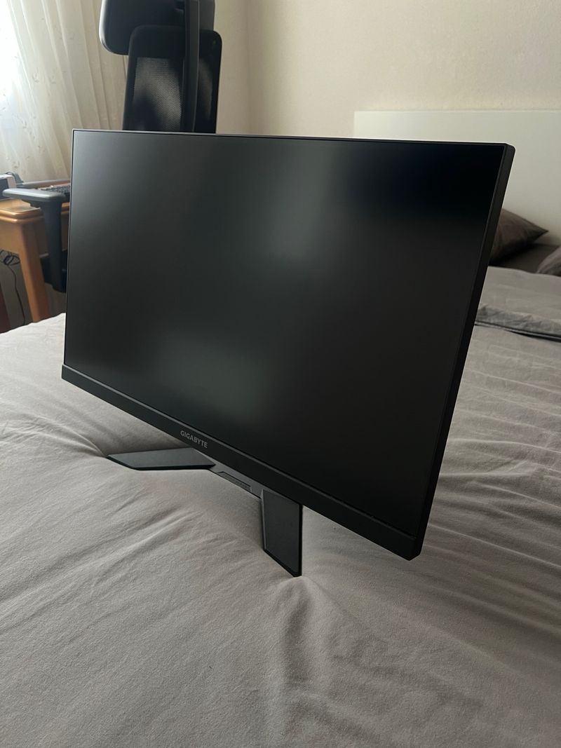 Monitor Gamer Gigabyte M27U 4k 160hz UHD afbeelding 2