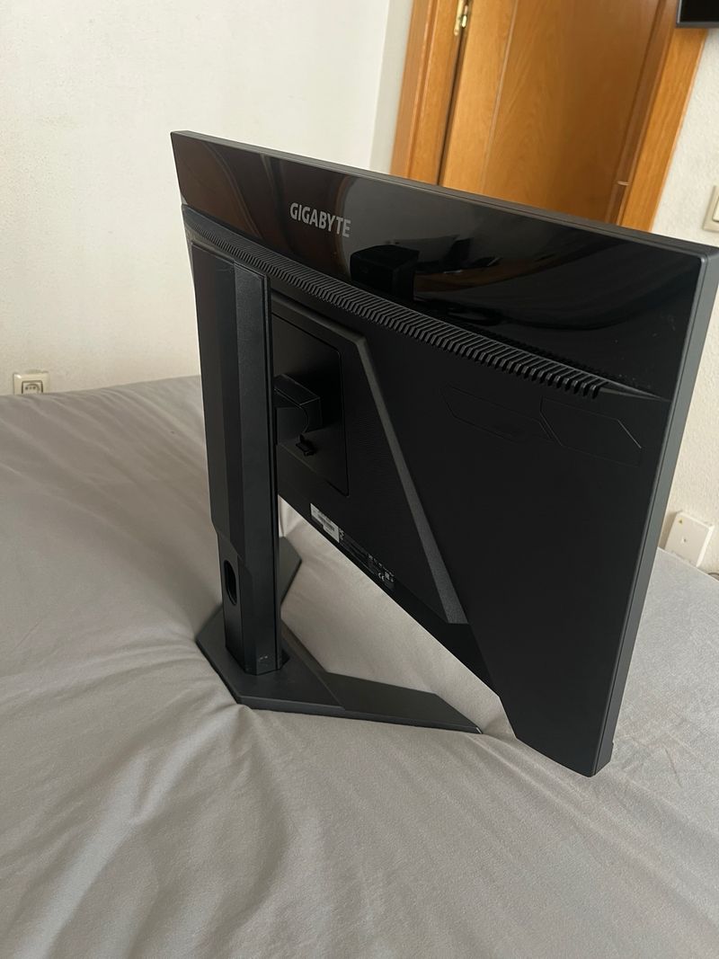 Monitor Gamer Gigabyte M27U 4k 160hz UHD afbeelding 4