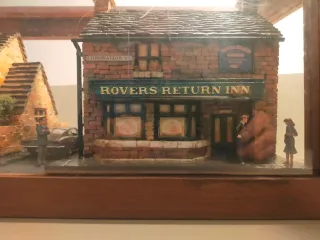 Maqueta Diorama Calle Coronation St 1/43