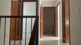 CASA ADOSADA EN ALBURQUERQUE BADAJOZ