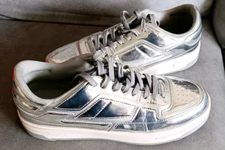 Zapatillas plateadas hombre