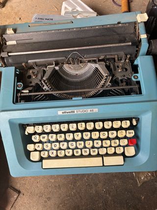 Olivetti Studio 46 Máquina de Escribir Antigua