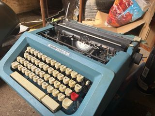 Olivetti Studio 46 Máquina de Escribir Antigua