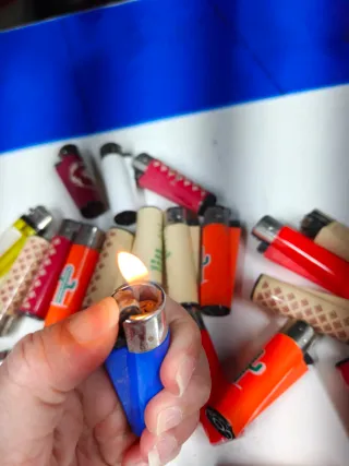 Set di accendini assortiti