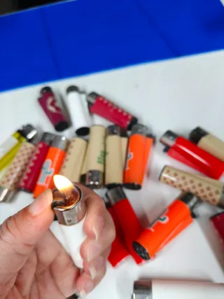 Set di accendini assortiti