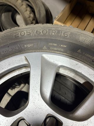 Llantas Audi Michelin 205/60 R16