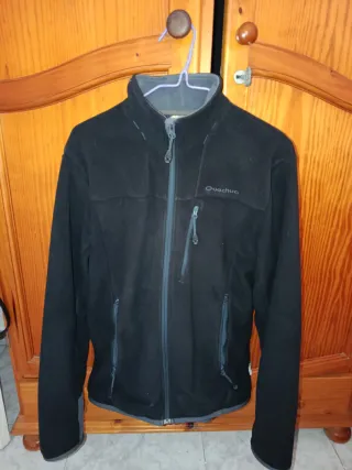 Polar Quechua Negro Hombre