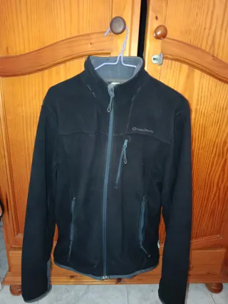 Polar Quechua Negro Hombre