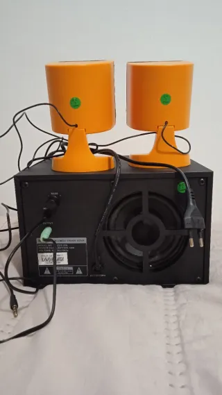 Altavoces Sonytec Negros y Naranja