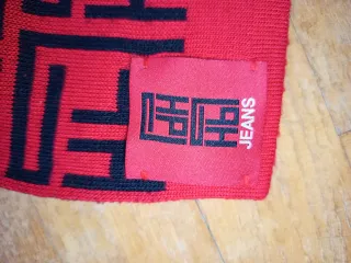 Bufanda Pedro del Hierro Roja Diseño Geométrico