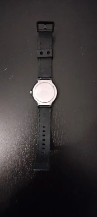 Reloj Casio Quartz Negro