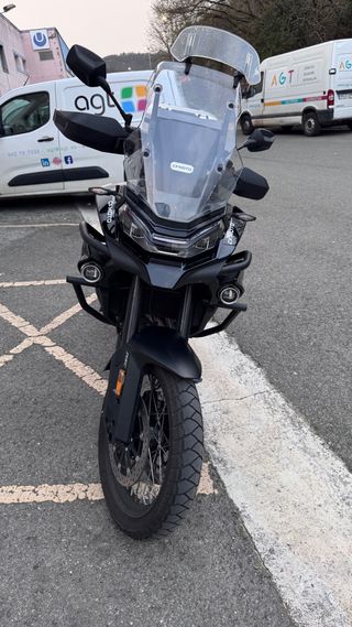 CF MOTO 800MT EXPLORER 2025 Negra