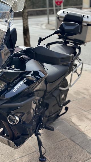 CF MOTO 800MT EXPLORER 2025 Negra