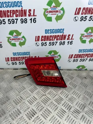 Piloto Portón Izquierdo Mercedes CLK W207