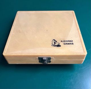 Gioco di Scacchi e Dama Portatile