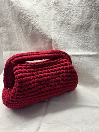 Pochette rossa uncinetto 20cm