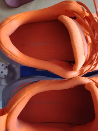 Zapatillas Nike Naranja y Gris