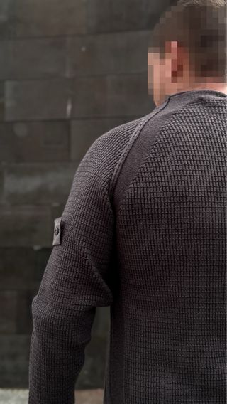 “ÚNICO” Jersey de Stone Island color grafito - “L”