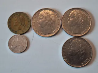 Lotto 37 Lire Italiane anni '50 e '60