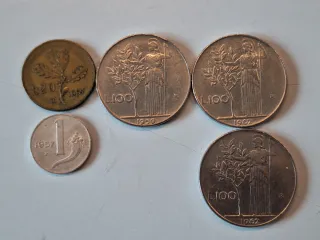 Lotto 37 Lire Italiane anni '50 e '60