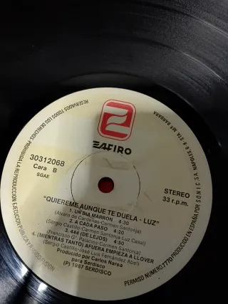 Vinilo Luz Quiereme Aunque Te Duela Lp
