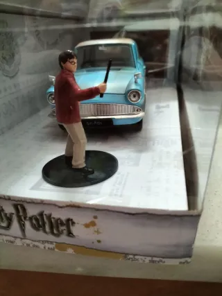 Coche Harry Potter y Figura 1959 Ford Anglia