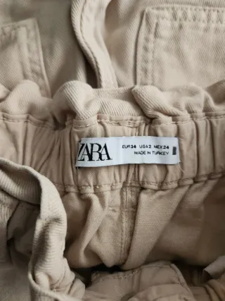 Pantalón Zara Beige Talla M